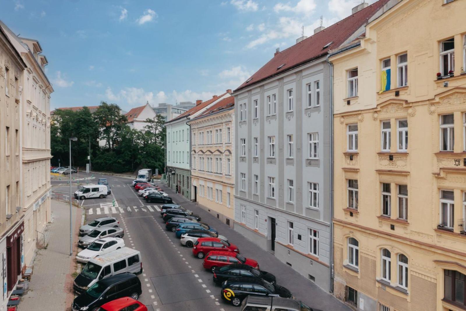 Luxury Musicians In By Metro Vysehrad Apartament